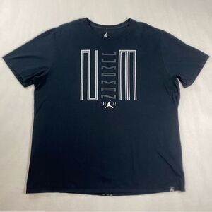 Air Jordan 11 Shirt Men Small Black Jumpman Short Sleeve Chicago Bulls Sz XXL